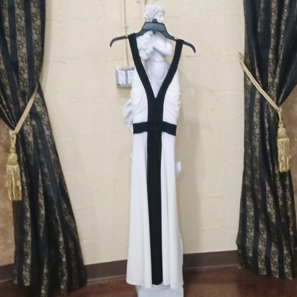 Elegant dress